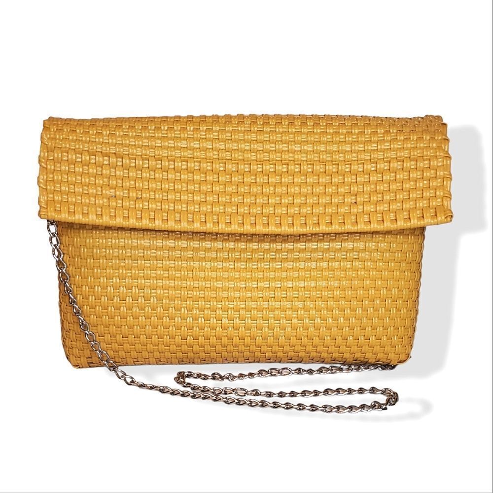 Woven mustard yellow purse